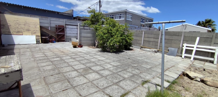 3 Bedroom Property for Sale in Philippi Western Cape